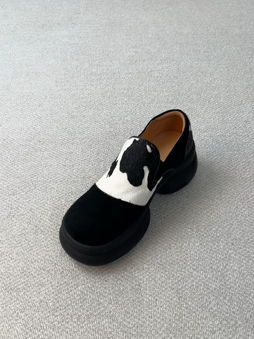 一脚蹬 皮革  - VALI鞋履AI设计主图