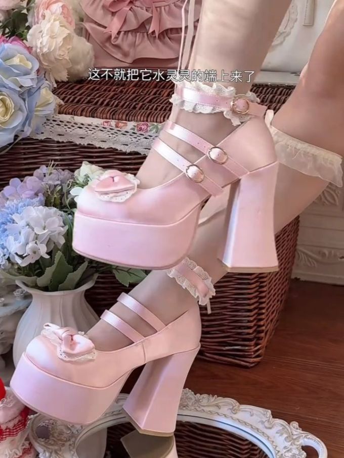 厚底 袢扣 浅口鞋 皮革