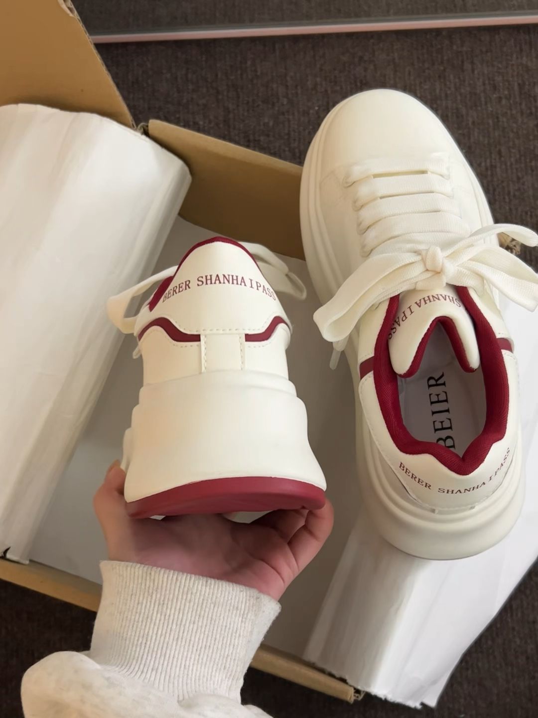  - VALI鞋履AI设计主图