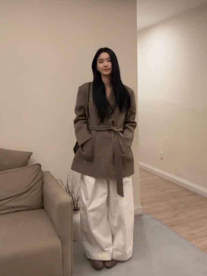 呢绒 X型 翻驳领 中长袖 基础袖 打结-扭结 暗土褐色 本布腰带 极简 都市休闲 都市