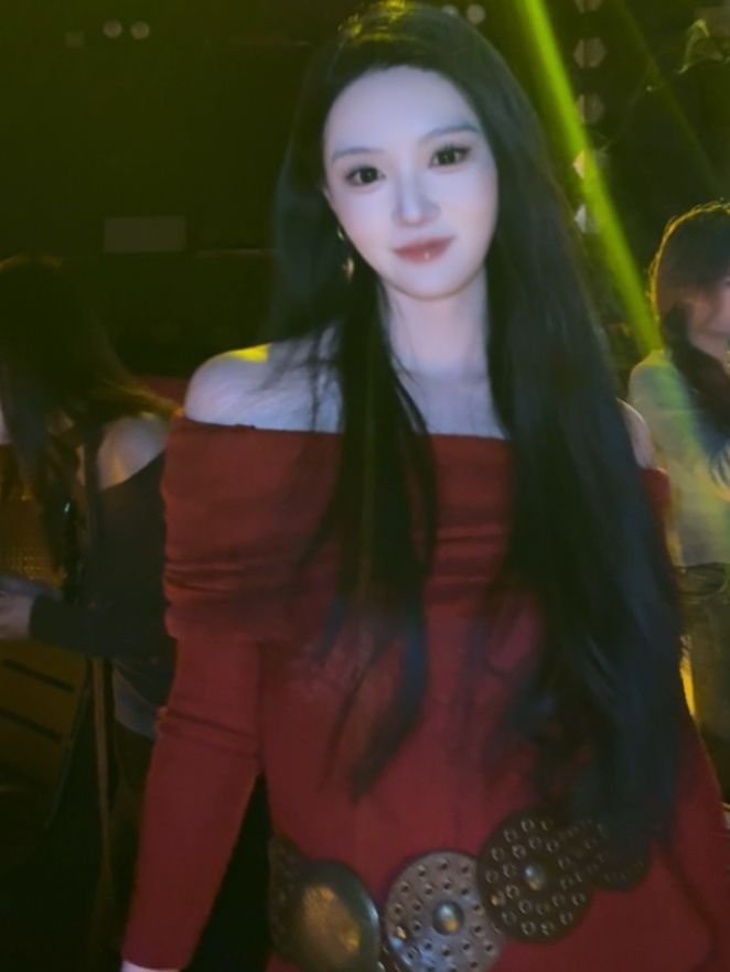 毛纺 非常规袖 满印&循环 烧砖啡