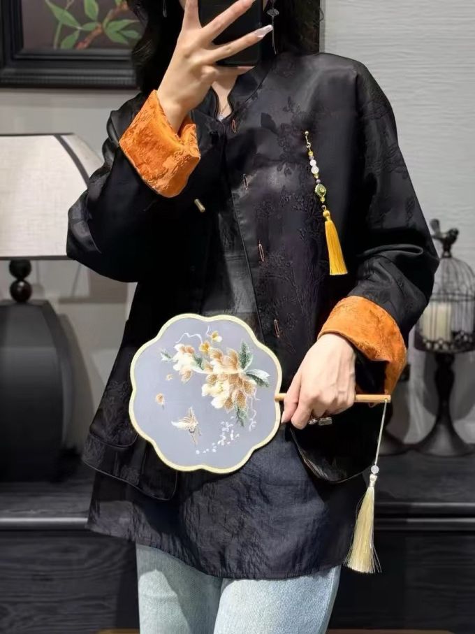 H型 立领 中长袖 基础袖 局部印染 手工装饰 踢踏舞鞋色 国风 