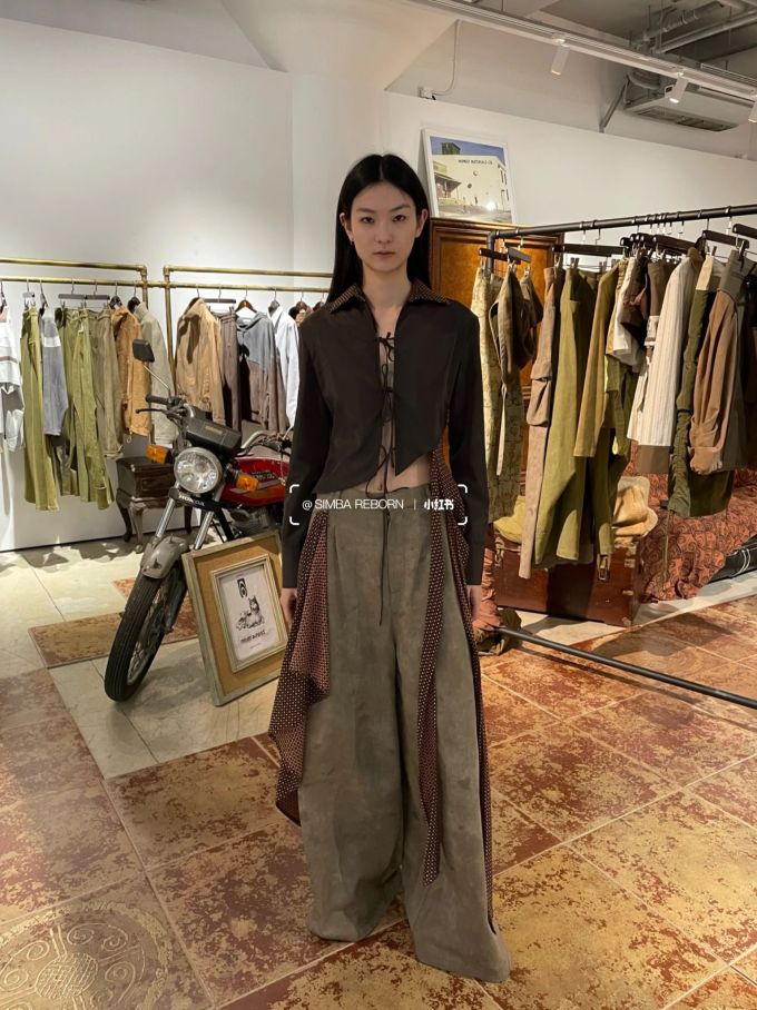 A型 咖啡酒色 暗土褐色 袋鼠色 