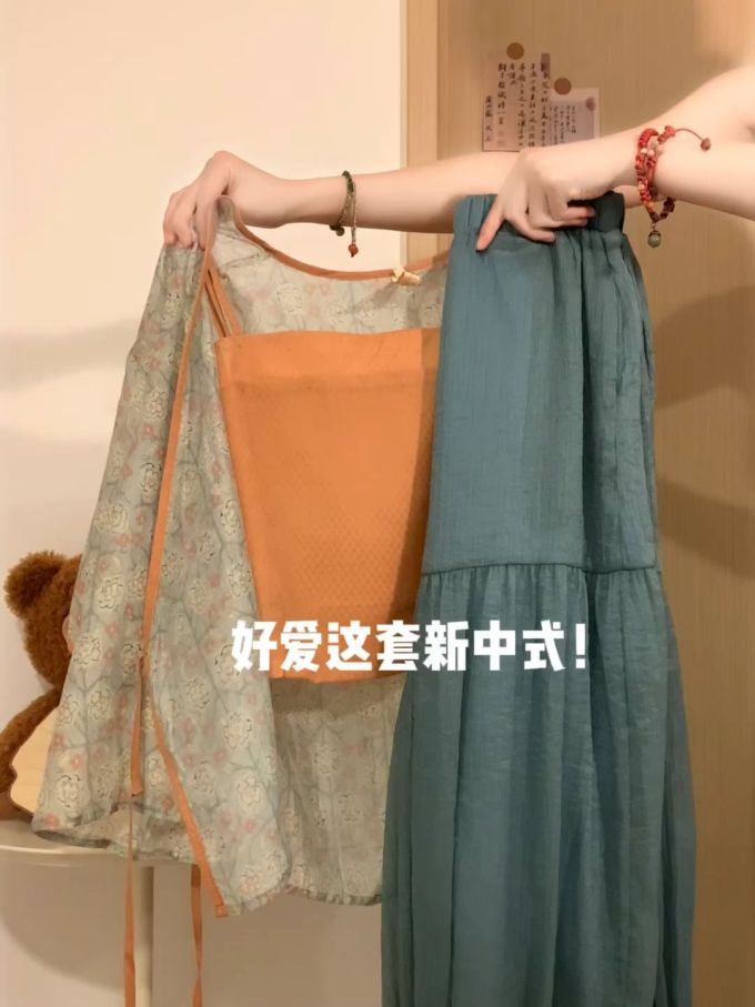 棉麻 A型 局部印染 抽褶 褶裥 松林绿 凤仙花绿