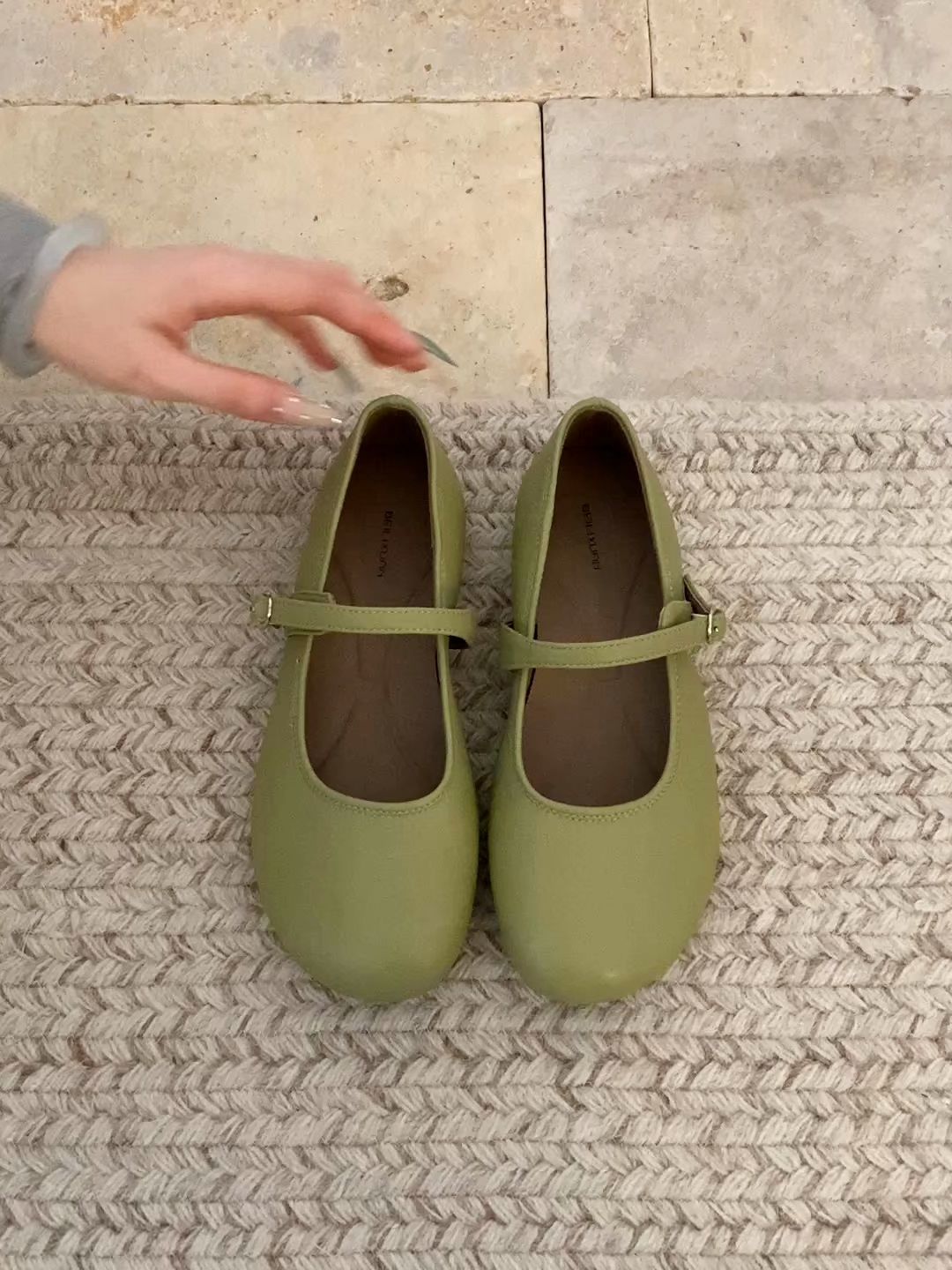 圆头 中口鞋 皮革  - VALI鞋履AI设计主图