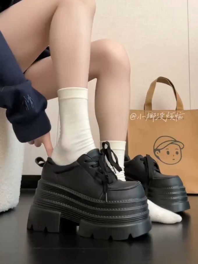 厚底 皮革