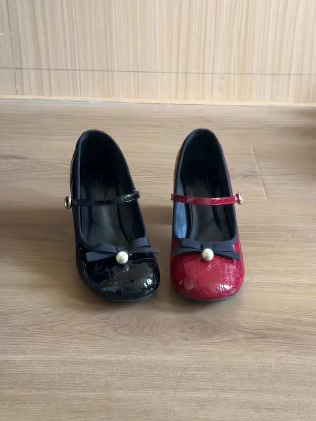 圆头 袢扣 中口鞋 皮革  - VALI鞋履AI设计主图