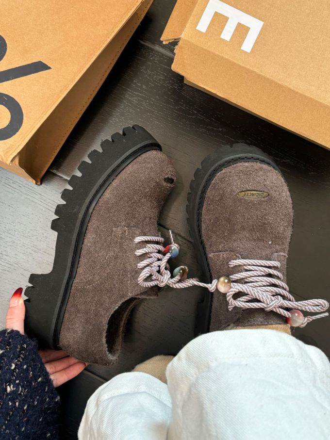 圆头 低帮 系带 皮革 