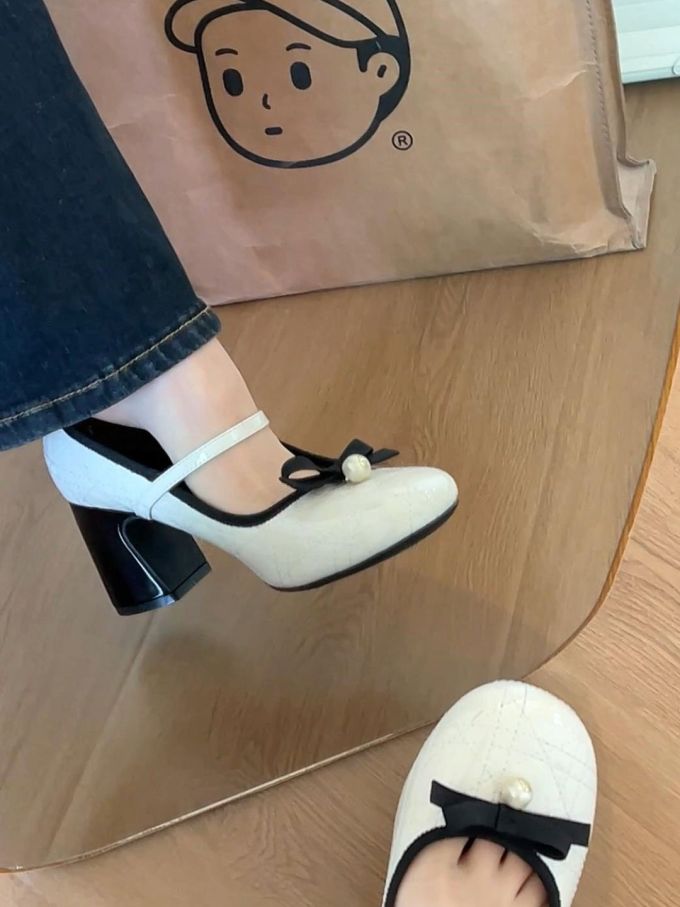 圆头 中口鞋 皮革 