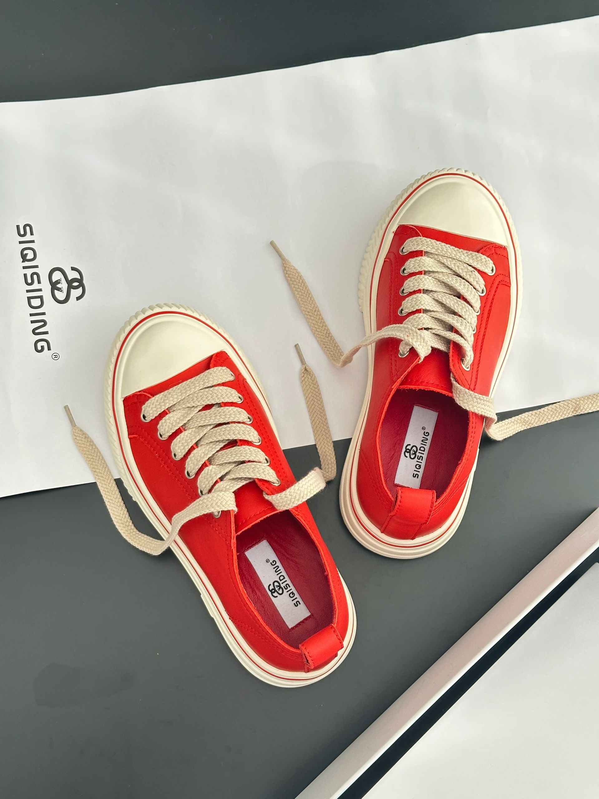 系带 布面  - VALI鞋履AI设计主图