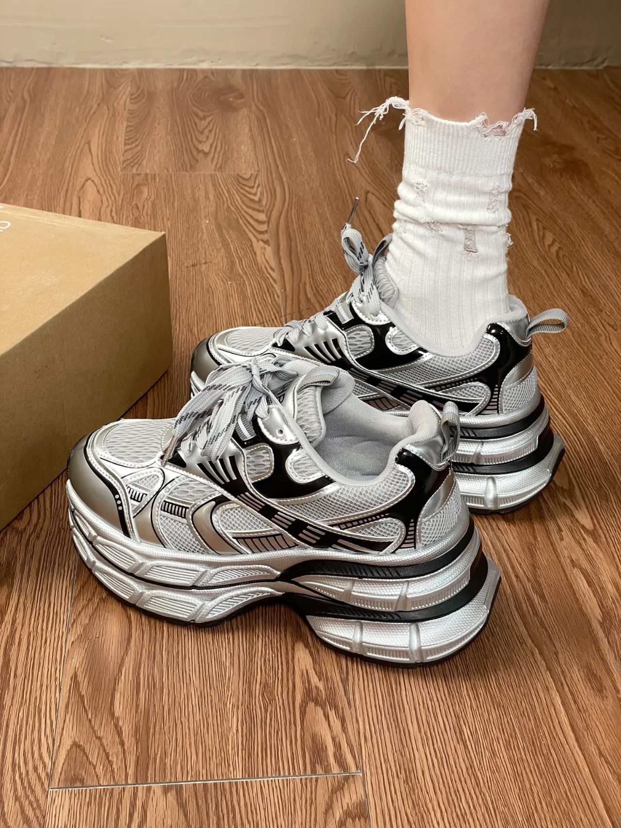 低帮 系带  - VALI鞋履AI设计主图