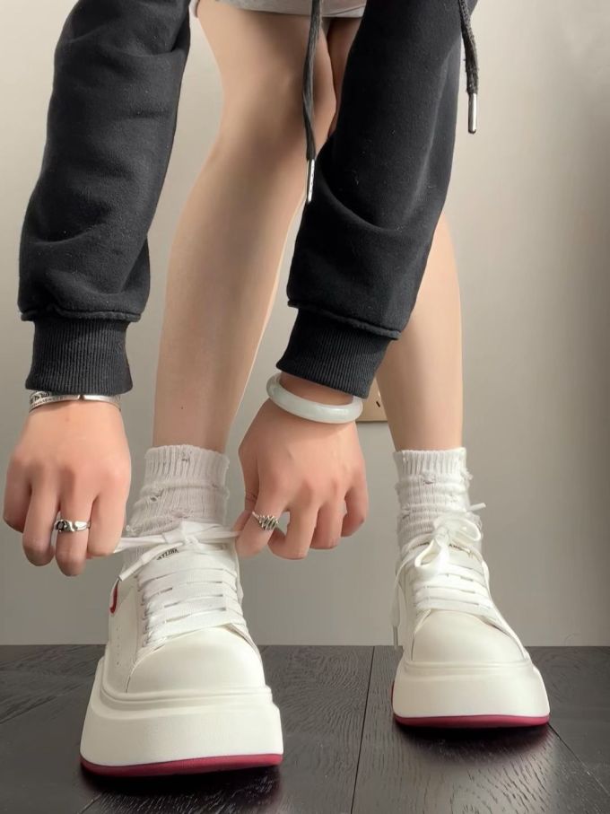 系带 皮革