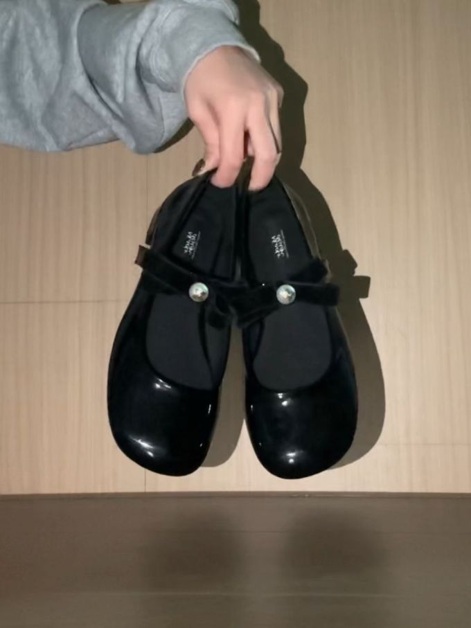 圆头 袢扣 中口鞋 皮革
