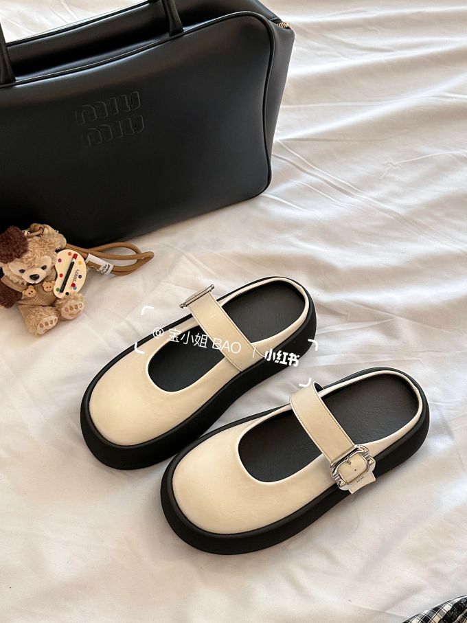 圆头 袢扣 中口鞋 皮革 