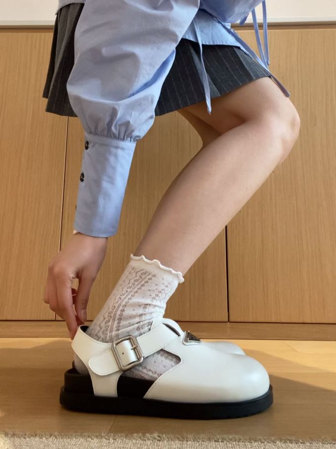 平底 圆头 袢扣 中口鞋 皮革 