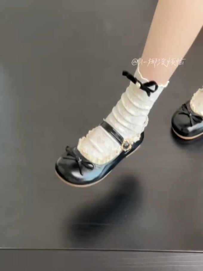 圆头 袢扣 中口鞋 皮革