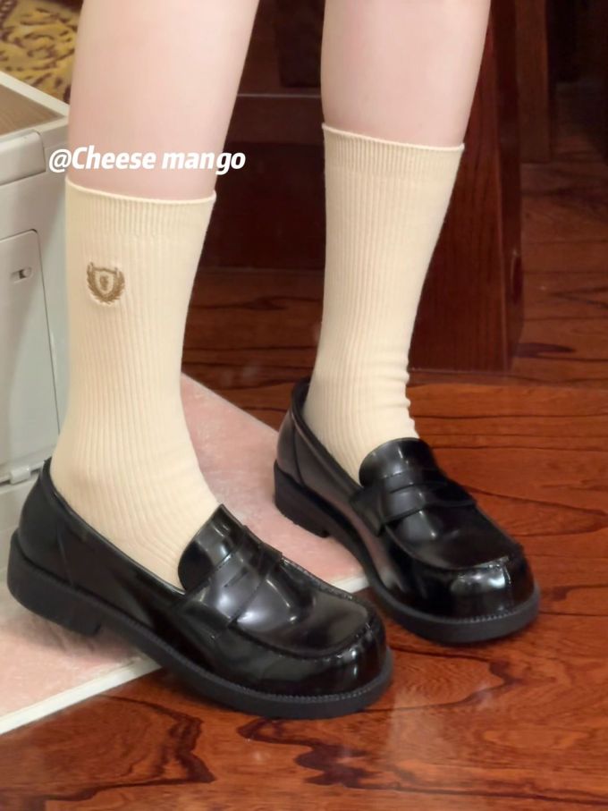 圆头 低帮 一脚蹬 深口鞋 皮革 