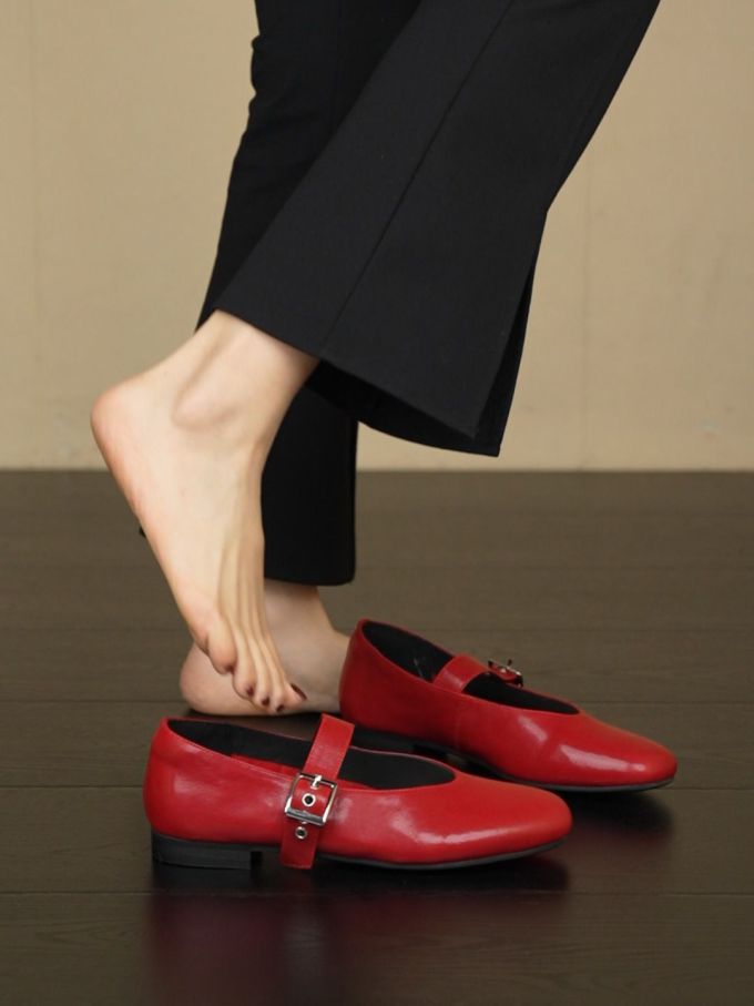 袢扣 中口鞋 皮革