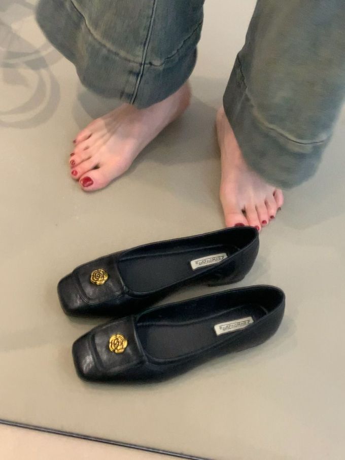 方头 低帮 一脚蹬 中口鞋 皮革