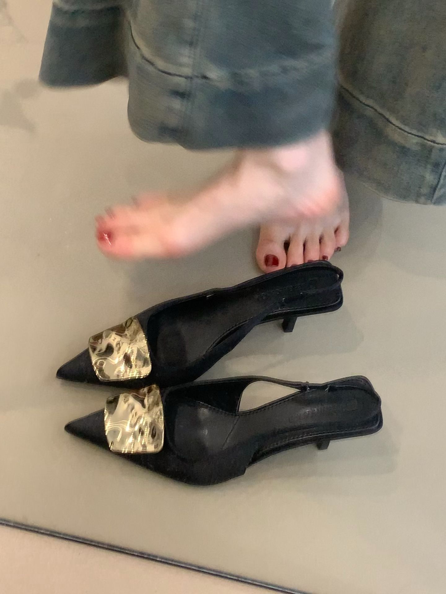 无帮 皮革  - VALI鞋履AI设计主图