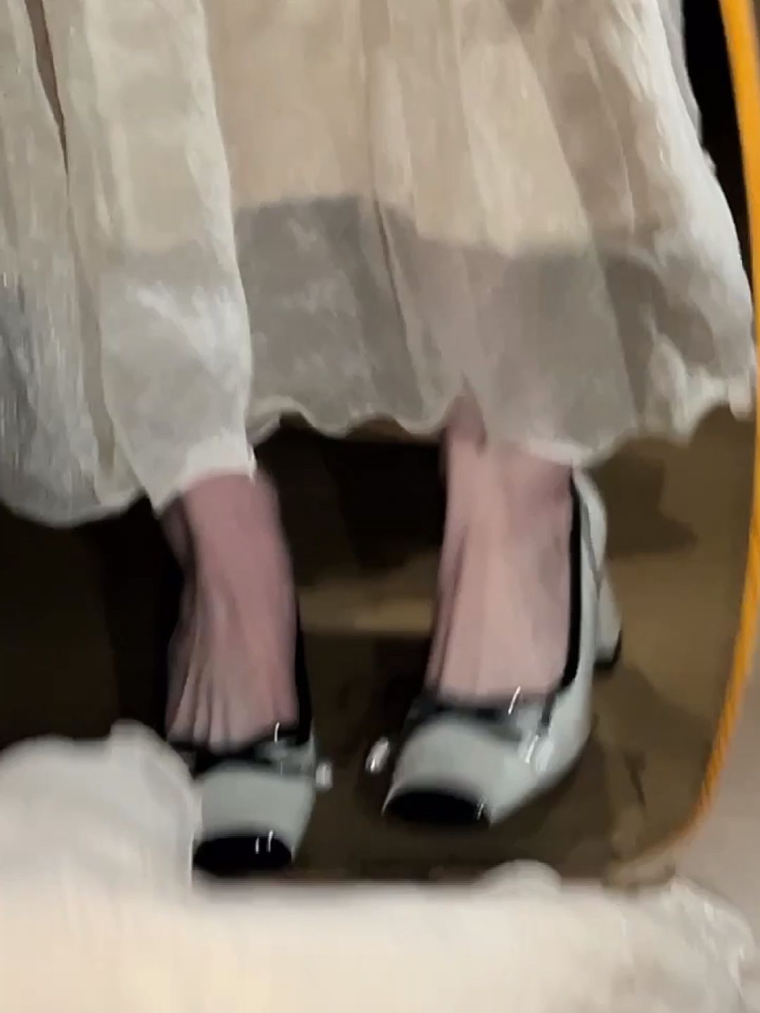 鱼嘴 低帮 浅口鞋 皮革  - VALI鞋履AI设计主图