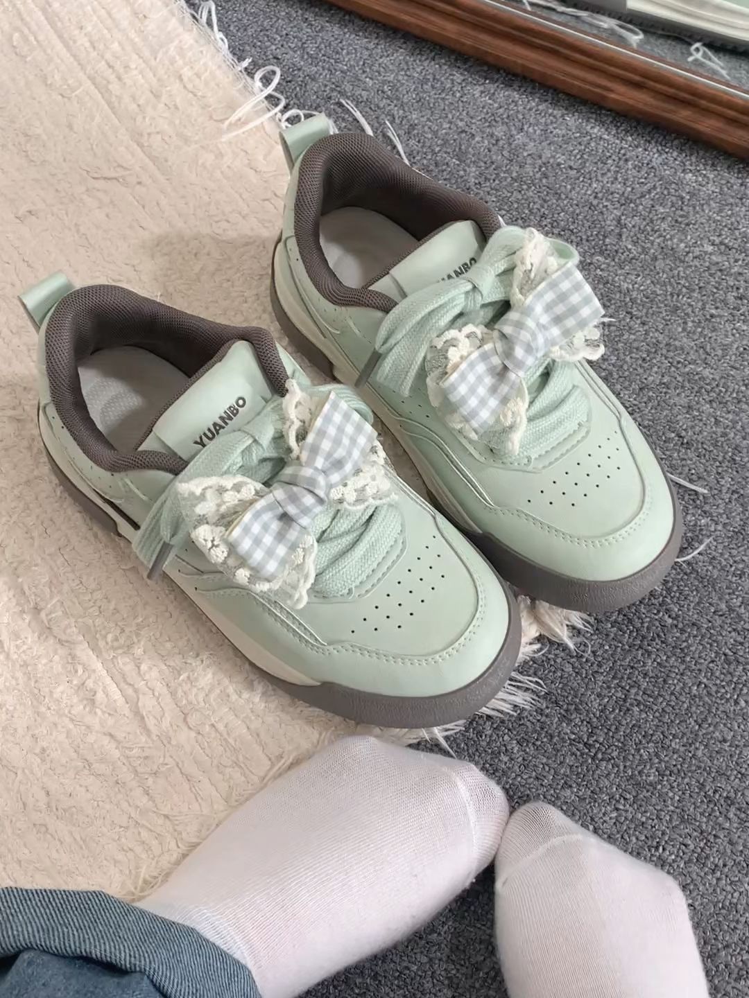 低帮 魔术贴 皮革  - VALI鞋履AI设计主图