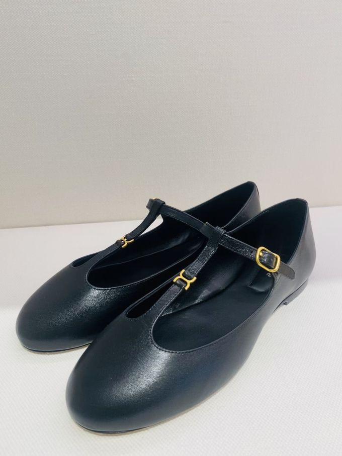 圆头 袢扣 中口鞋 皮革