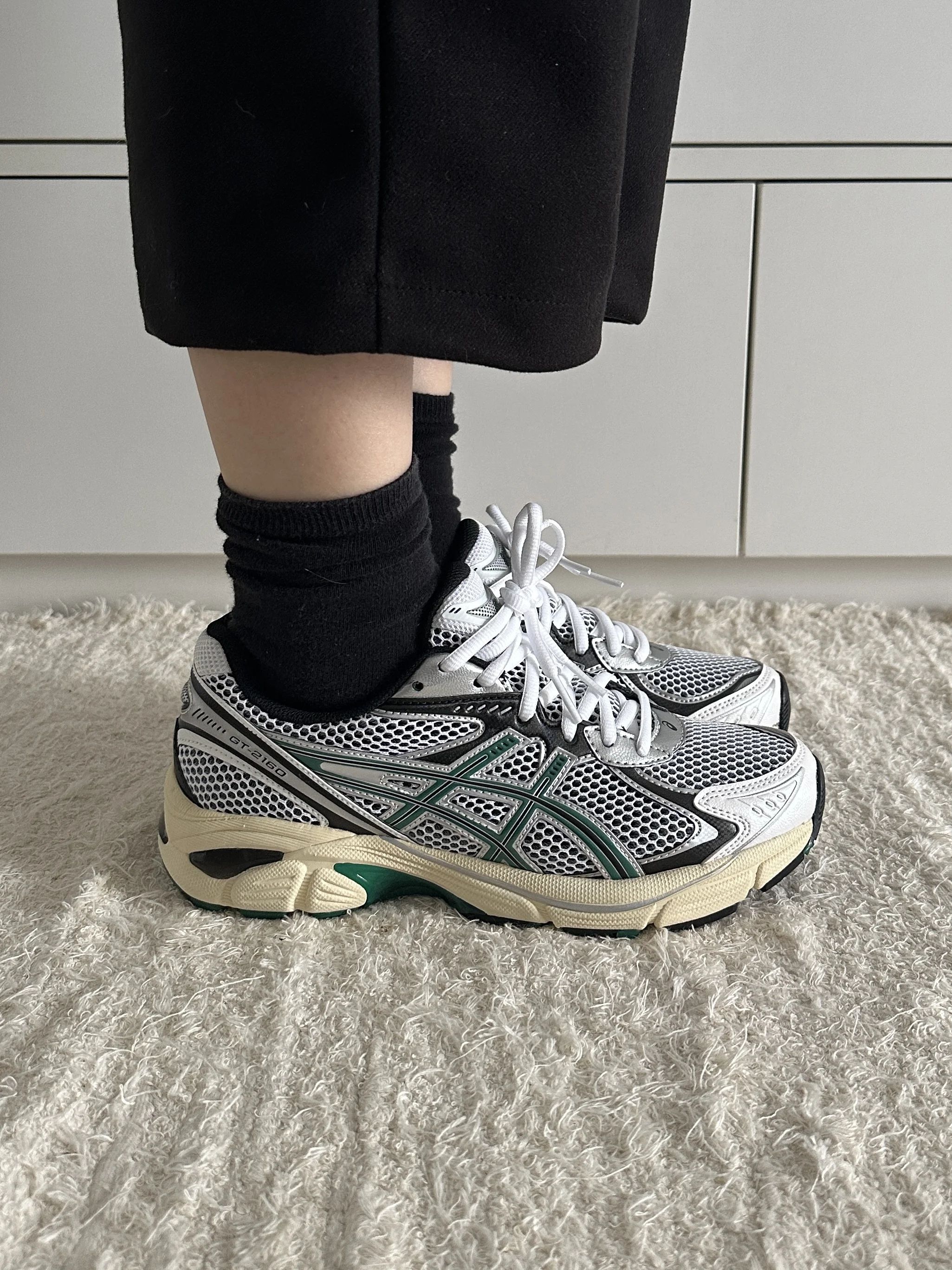 低帮 系带 网面  - VALI鞋履AI设计主图