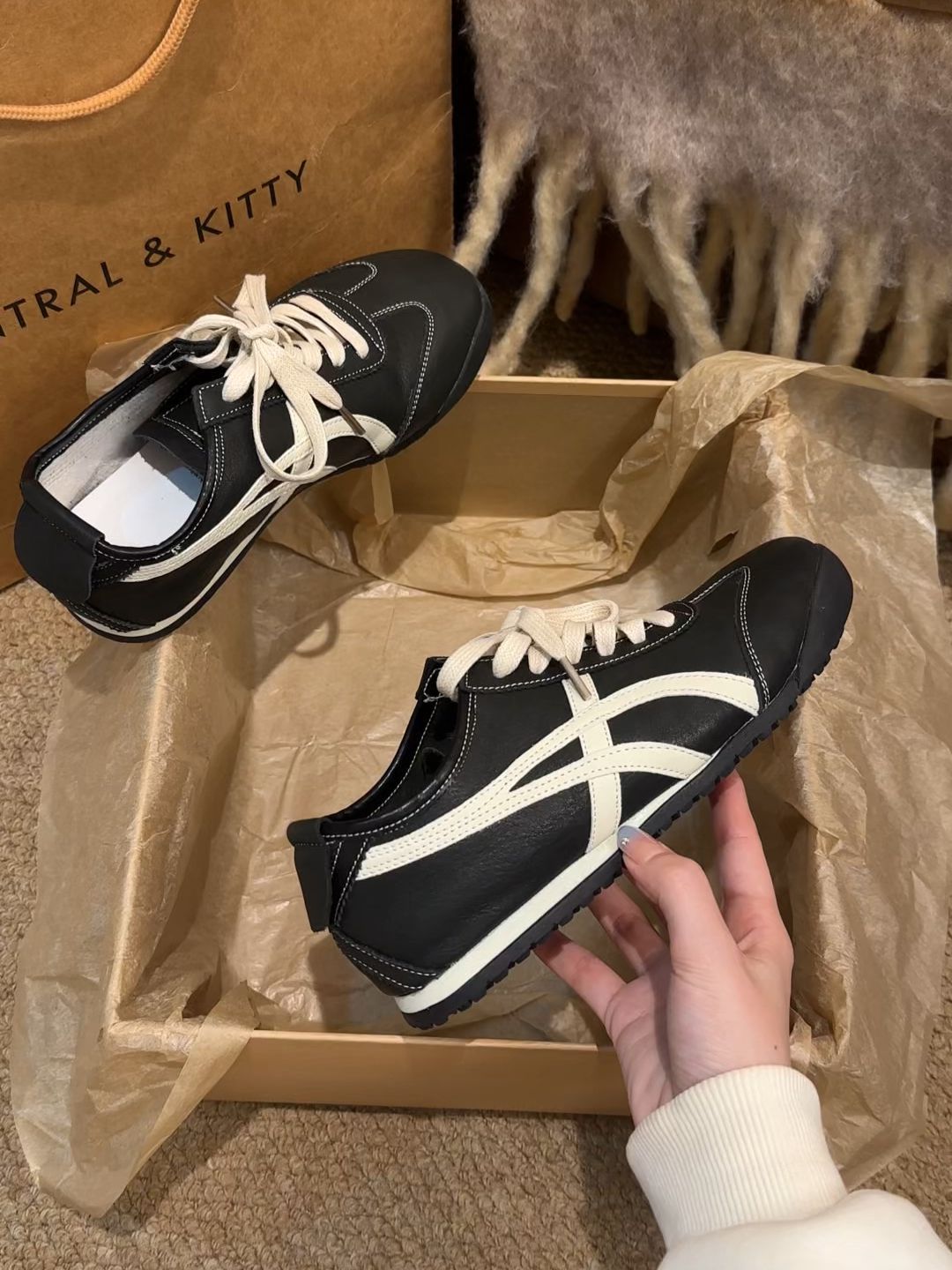 低帮 系带 皮革  - VALI鞋履AI设计主图