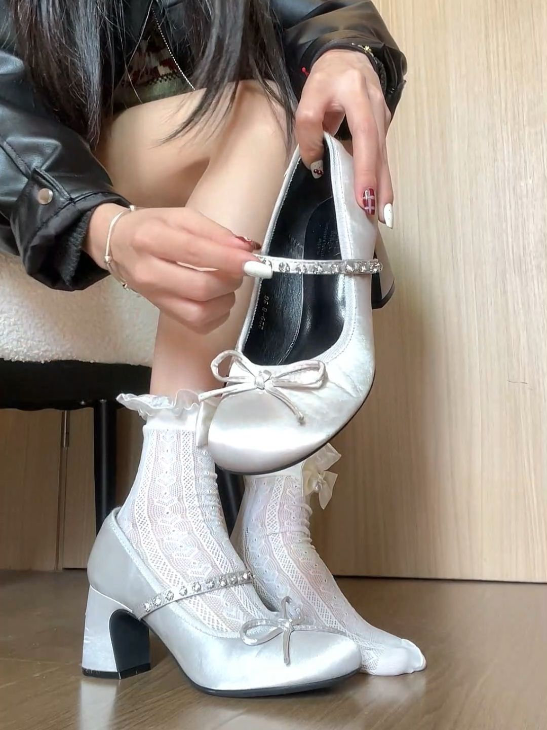 圆头 浅口鞋 皮革  - VALI鞋履AI设计主图