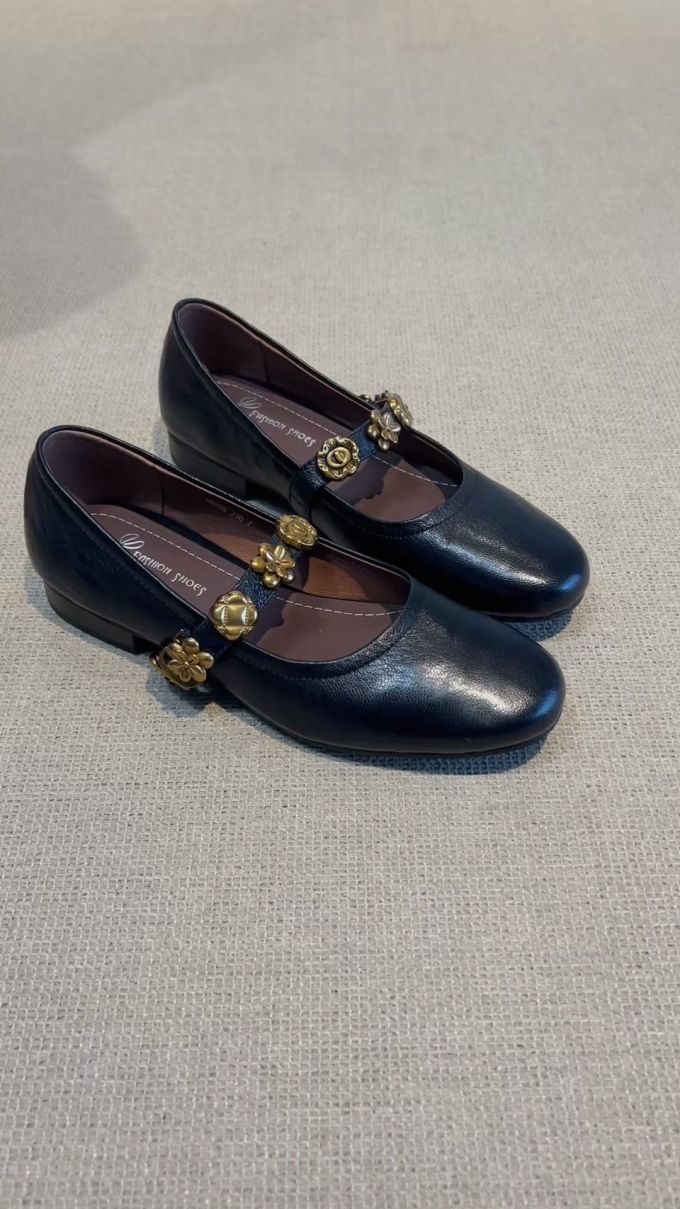 圆头 袢扣 中口鞋 皮革 