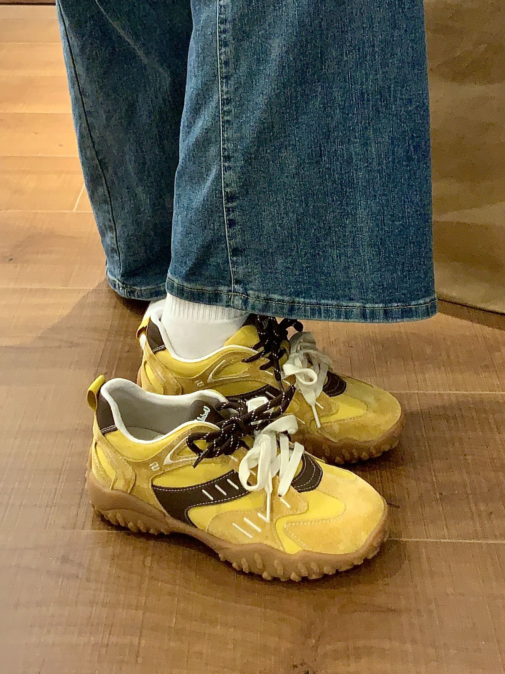 低帮 系带  - VALI鞋履AI设计主图