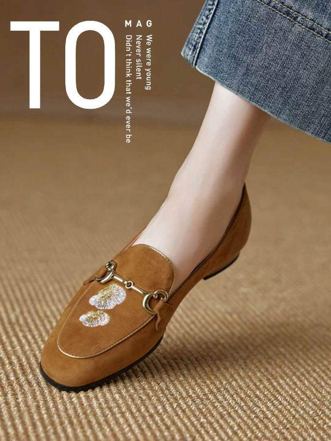 圆头 低帮 一脚蹬 深口鞋 皮革 