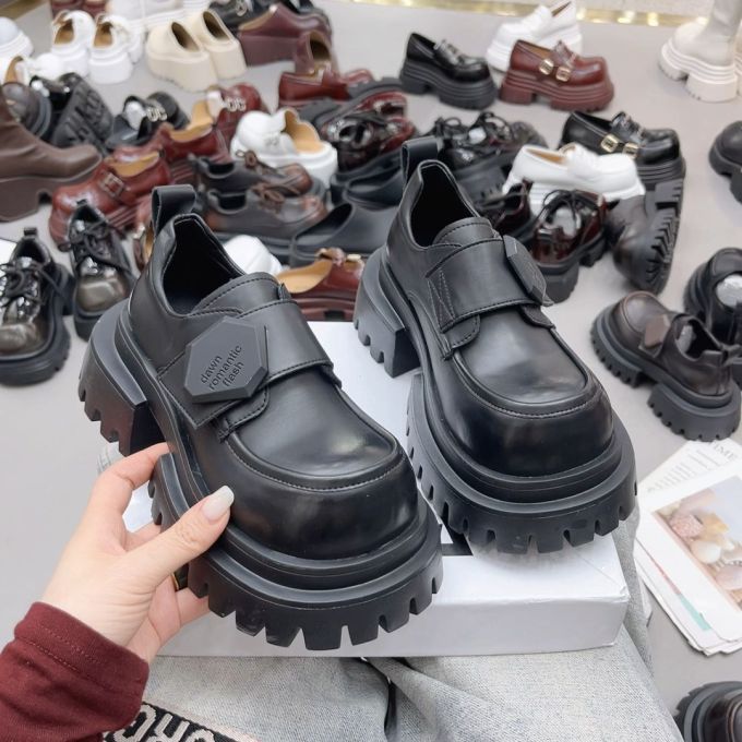 厚底 圆头 皮革 