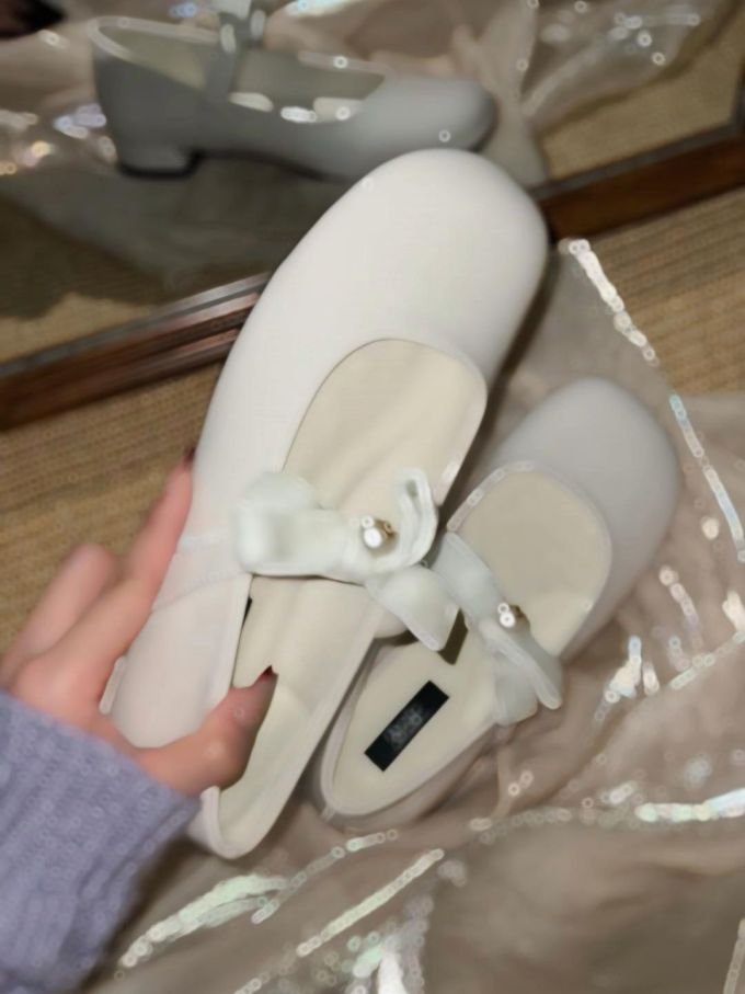 圆头 袢扣 中口鞋 皮革