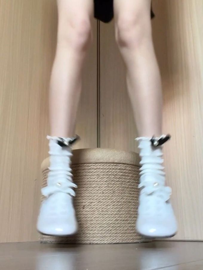 皮革 