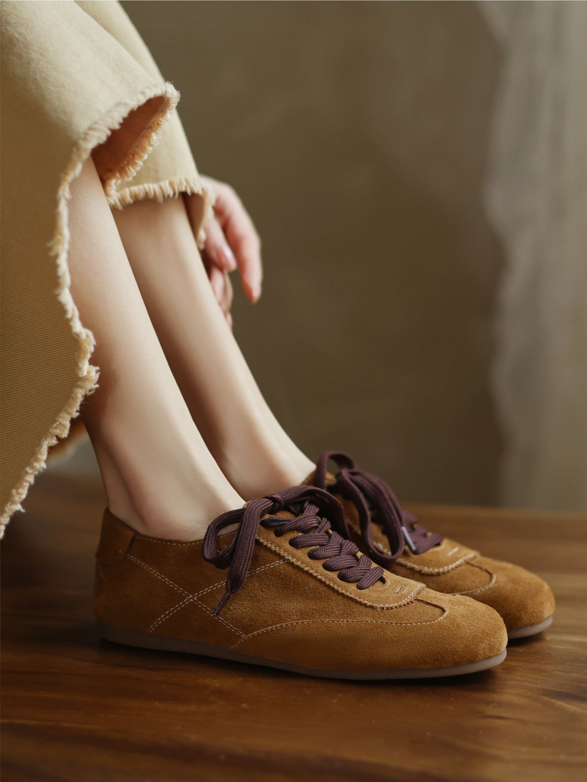 低帮 系带 皮革  - VALI鞋履AI设计主图