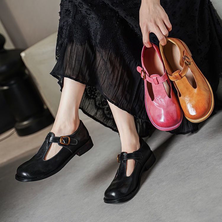 圆头 袢扣 中口鞋 皮革  - VALI鞋履AI设计主图