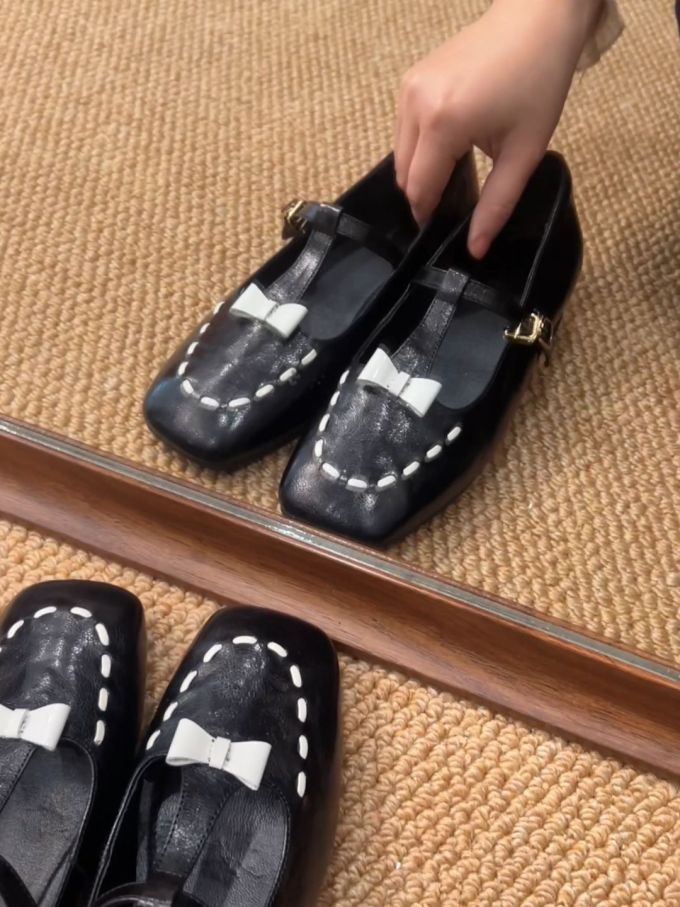方头 袢扣 中口鞋 皮革
