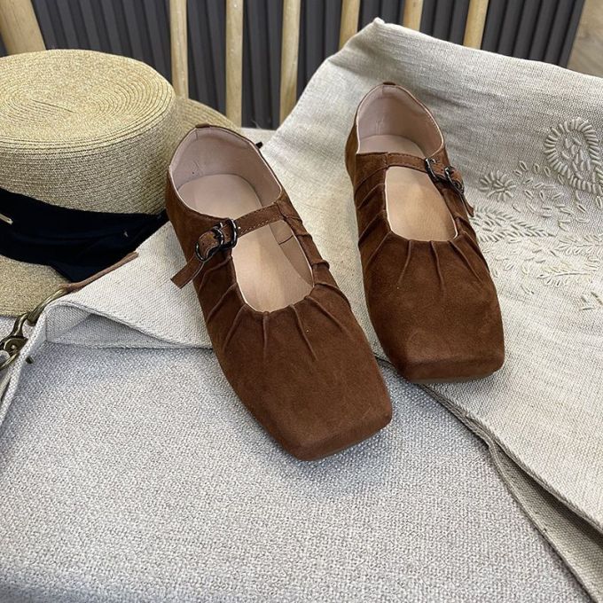 方头 袢扣 中口鞋 皮革