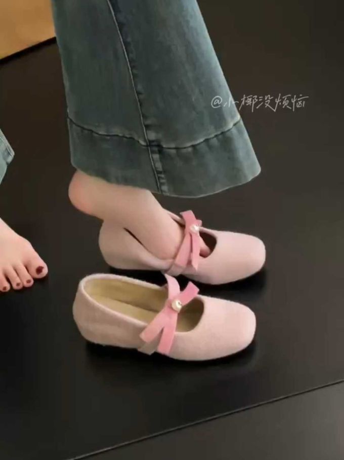 圆头 低帮 中口鞋 皮革