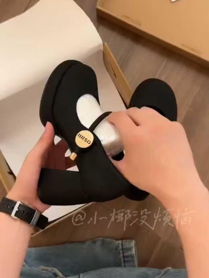 浅口鞋 皮革