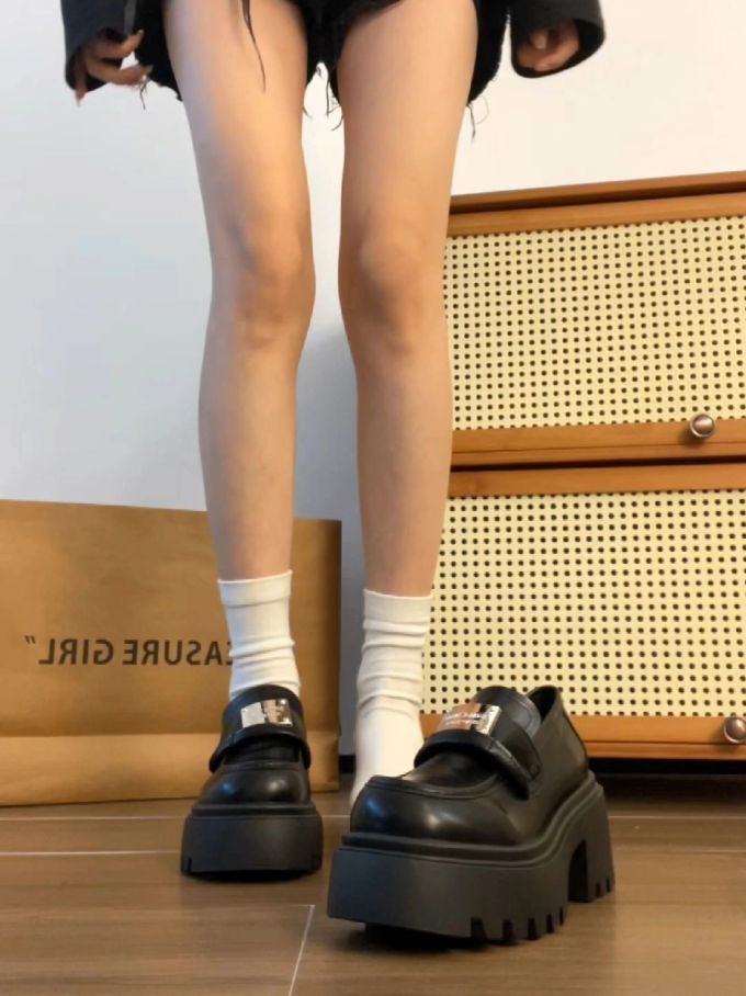 厚底 圆头 低帮 深口鞋 皮革