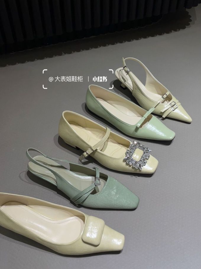 袢扣 中口鞋 皮革
