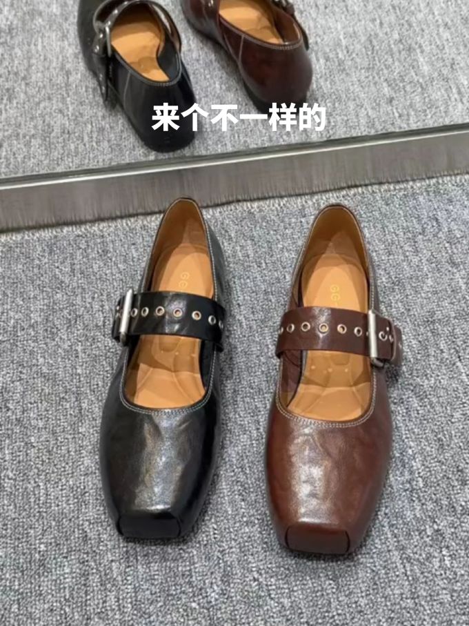 方头 袢扣 中口鞋 皮革 
