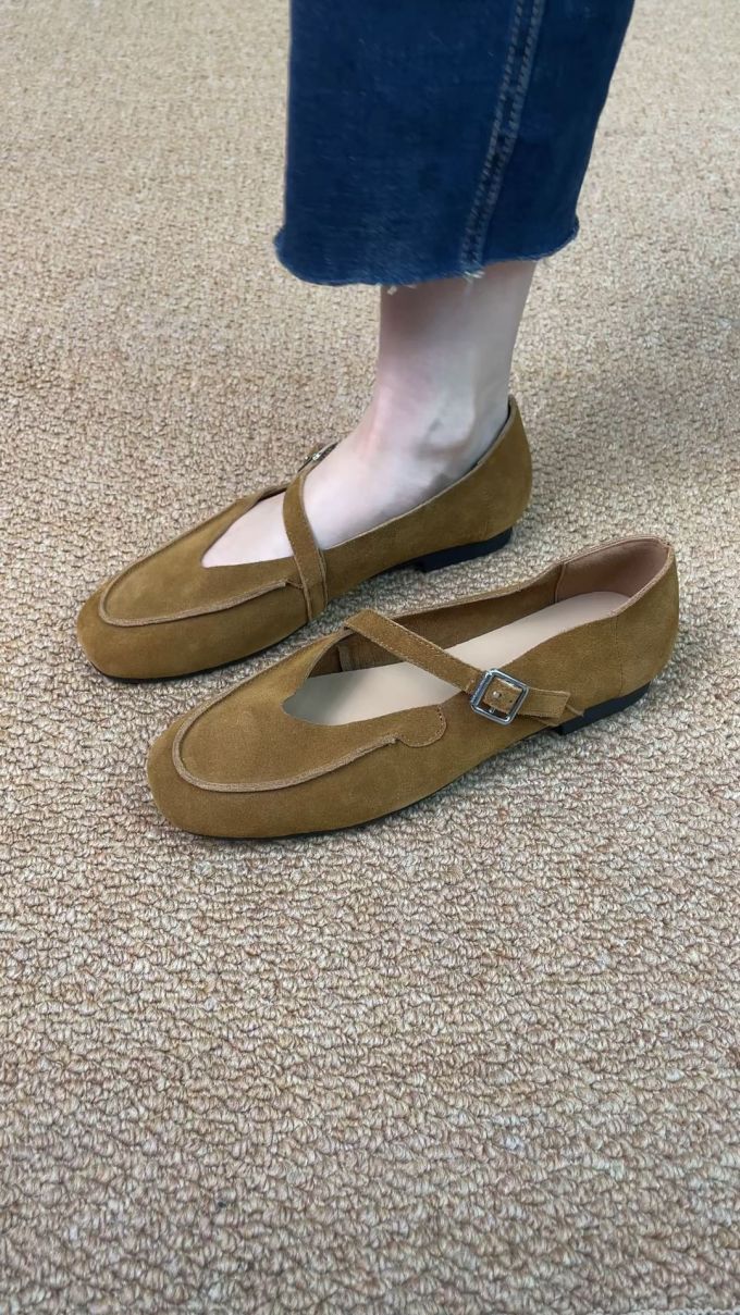 圆头 袢扣 中口鞋 皮革