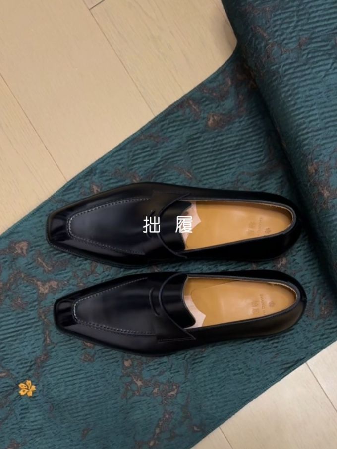 圆头 低帮 一脚蹬 深口鞋 皮革 