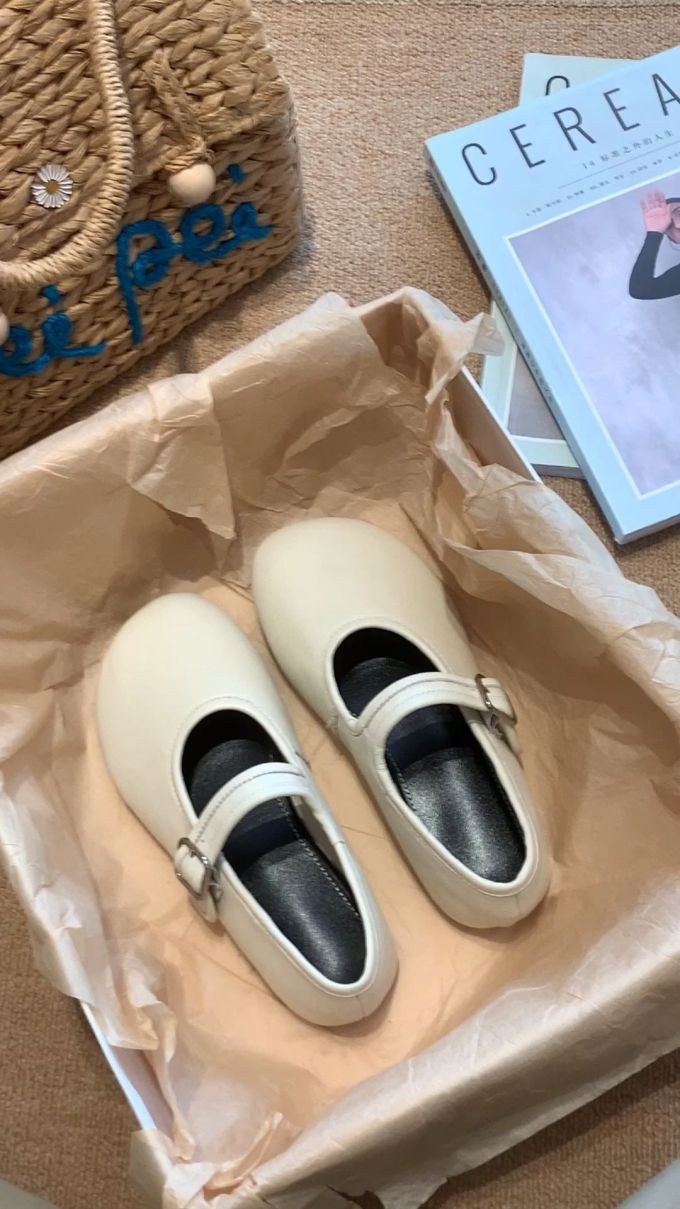 圆头 中口鞋 皮革
