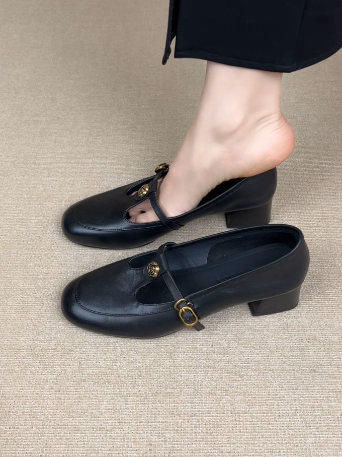 圆头 袢扣 中口鞋 皮革 