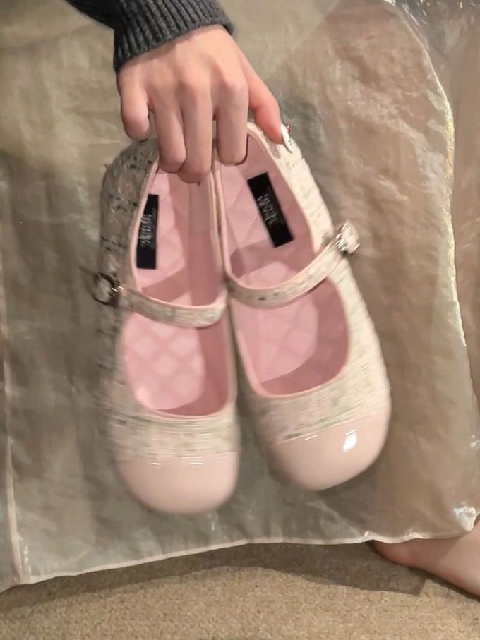 圆头 袢扣 中口鞋 皮革